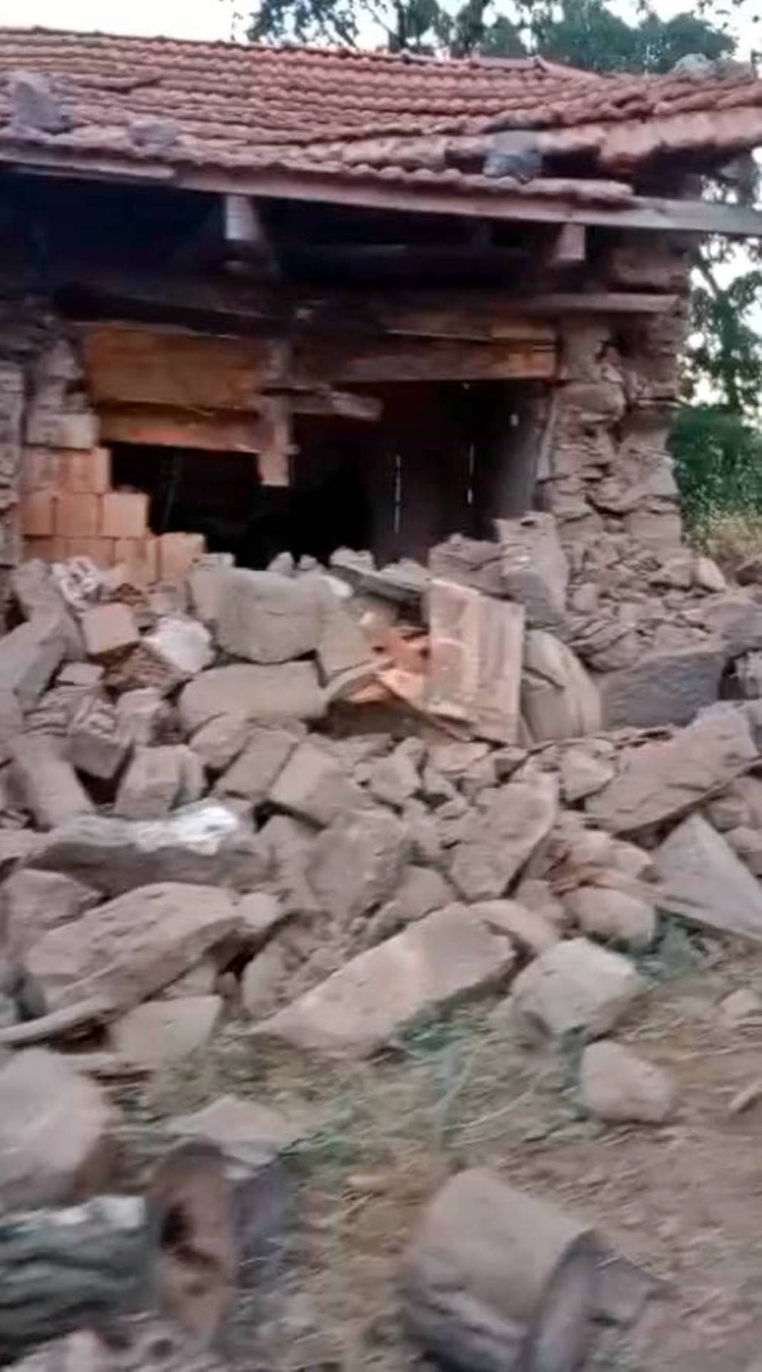 Balıkesir depremi, İstanbul depremini tetikler mi? Deprem uzmanlarından çarpıcı açıklamalar! 16